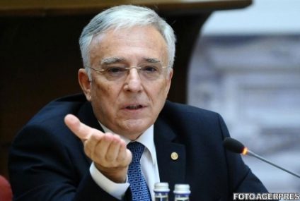 Isărescu: S-a creat iluzia că dobânzile vor veni în jos; nu au cum să vină până când inflaţia nu scade