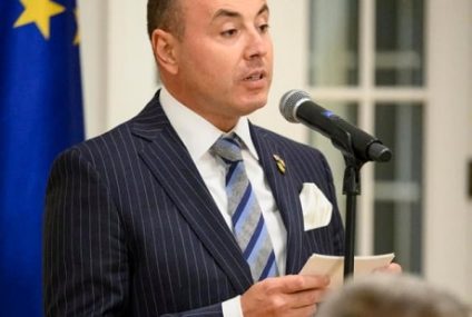 Ambasadorul României în SUA, Andrei Muraru, mesaj de felicitare pentru românul cu cea mai înaltă funcție din arena politică americană, Ben Toma