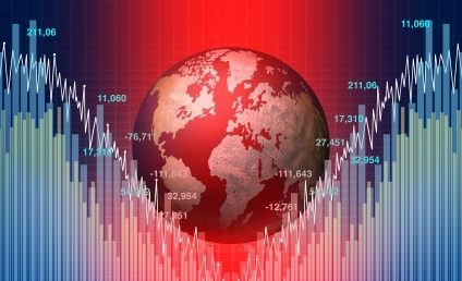 Directorul Organizaţiei Mondiale a Comerţului avertizează că există riscul intrării în recesiune a unor mari economii