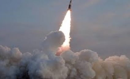 Racheta lansată de Coreea de Nord avea o rază de acţiune suficientă pentru a atinge teritoriul SUA