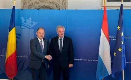 Aderarea la Schengen şi susţinerea Republicii Moldova, discutate de ministrul Afacerilor Externe, Bogdan Aurescu, şi omologul său din Luxemburg