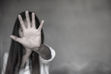 Proiect pentru prevenirea violenței asupra tinerelor. Adolescentele din mediul rural învață cum să se apere de abuzurile sexuale și de alte forme de violență