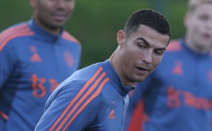 Cristiano Ronaldo se desparte de Manchester United cu efect imediat, a anunţat clubul englez