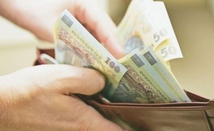 Proiect privind măsuri fiscal-bugetare: Salarii mai mari cu 10% pentru bugetari, creșterea punctului de pensie la 1.785 lei, de la 1 ianuarie 2023