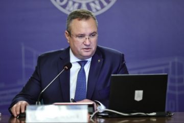 Premierul Nicolae Ciucă, mesaj de Ziua Persoanelor cu Dizabilităţi: Avem un proiect prin care persoanele din această categorie beneficiază de un sprijin de 5.000 de euro pentru a-şi achiziţiona dispozitive şi tehnologii asistive