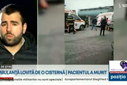 Ambulanță lovită de o cisternă, pacientul tranat a murit. Asistenta și șoferul ambulanței, duși cu elicopterul la spital