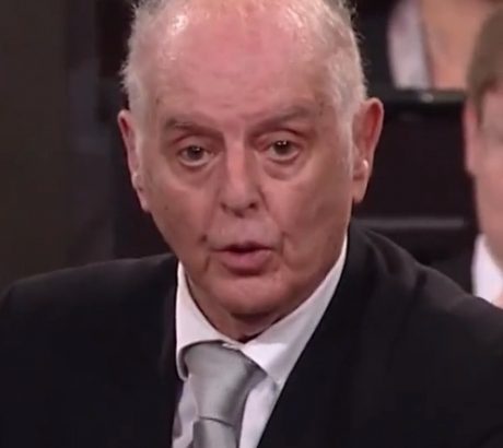 daniel-barenboim,-unul-dintre-cei-mai-mari-virtuozi-ai-pianului-din-secolul-al-xx-lea,-va-dirija-doua-concerte-dupa-o-pauza-medicala