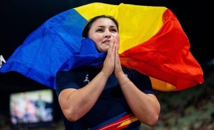 Bianca Ghelber, campioana europeană la aruncarea ciocanului, a fost desemnată cea mai bună atletă română a anului 2022. Cel mai bun atlet este Alin Firfirică