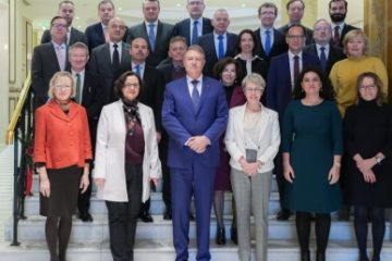 Președintele Iohannis a discutat despre „blocajul regretabil al aderării României la Schengen” cu ambasadorii statelor UE acreditaţi la Bucureşti. Ambasadoarea Austriei a lipsit de la întrevedere