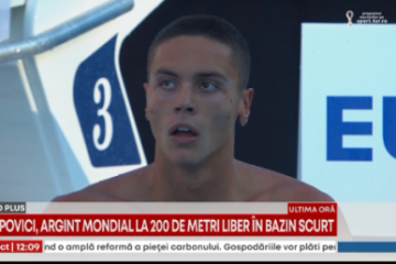 David Popovici, medaliat cu argint la Mondialele în bazin scurt, în proba de 200 m liber