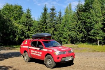 Salvamont Maramureş: Doi dintre ucrainenii căutaţi în zona Vf. Pop Ivan – predaţi la ambulanţă. Ucraineanul rănit, localizat