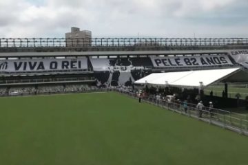 Fotbal: FIFA vrea să existe un stadion cu numele lui Pele în fiecare ţară din lume