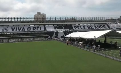 Fotbal: FIFA vrea să existe un stadion cu numele lui Pele în fiecare ţară din lume