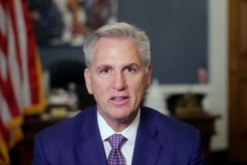 SUA: Kevin McCarthy, ales în final preşedinte republican al Camerei Reprezentanţilor, după ce a făcut concesii trumpiştilor