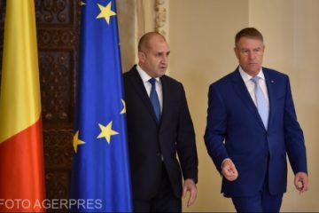 Președintele Klaus Iohannis, discuție prin telefon cu omologul bulgar, pe tema Schengen. Cei doi au fost de acord că subiectul trebuie menținut activ la nivel european, pentru a facilita o decizie pozitivă în cursul acestui an