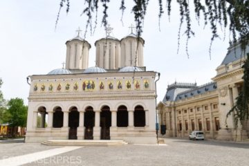 Patriarhia Română: Preoţii comunităţilor de etnie română din Ucraina nu aparţin de BOR