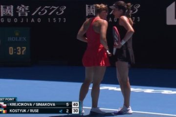 Gabriela Ruse şi Marta Kostiuk s-au oprit în semifinalele probei feminine de dublu la Australian Open. Este cea mai bună performanţă a lor la un turneu de Mare Şlem