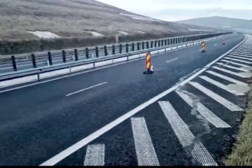 Circulaţia pe un kilometru din autostrada Sebeş – Turda se închide pentru 30 de zile. Au apărut deficienţe în perioada de garanţie