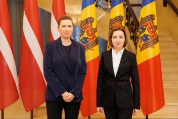Şefa guvernului danez, Mette Frederiksen, primită la Chişinău de preşedinta Maia Sandu