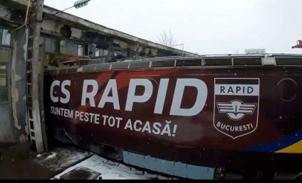 CFR Călători a pus în circulaţie locomotiva ‘Rapid 100’ cu ocazia centenarului clubului giuleştean