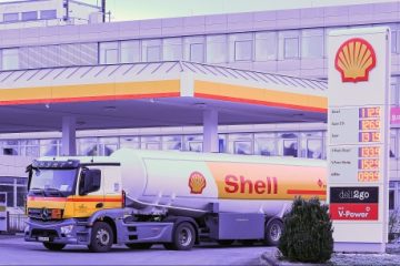 Războiul din Ucraina aduce un profit record gigantului Shell, cel mai mare din istoria de 115 ani a companiei