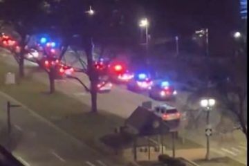 Atac armat într-un campus din statul Michigan, din SUA. Cel puțin 3 persoane au murit și alte 5 au fost grav rănite. Suspectul a murit