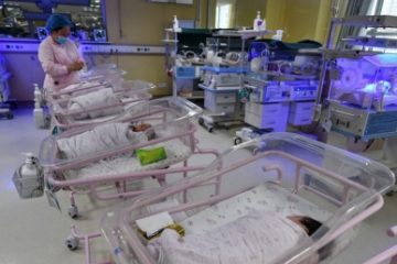 Primăria Suceava vrea să acorde un stimulent de 2.500 lei pentru fiecare nou-născut