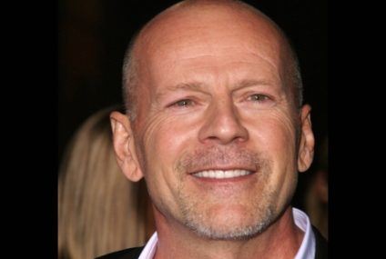 Actorul american Bruce Willis suferă de demenţă frontotemporală, boală pentru care nu există tratament