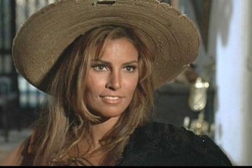 Raquel Welch, o personalitate puternică, cu un talent pentru comedie rar exploatat