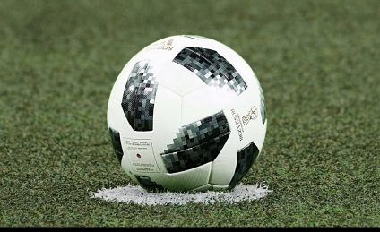 FIFA a optat pentru douăsprezece grupe de câte patru echipe la Campionatul Mondial 2026, găzduit de SUA, Mexic și Canada