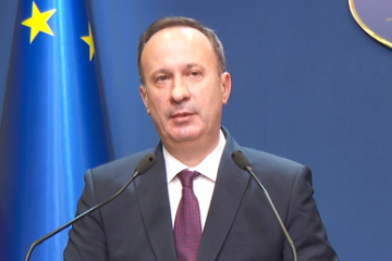 Ministrul Finanțelor, Adrian Câciu: Planul de aderare la zona euro cuprinde ca orizont anul 2029. Îl menţinem. Ceea ce îmi doresc este să fie 2026. Pentru asta, trebuie să avem PNRR-ul îndeplinit 100%