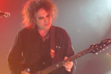 Robert Smith de la The Cure convinge Ticketmaster să returneze fanilor trupei taxele „nejustificat de mari”