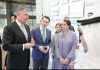 Preşedintele Iohannis, aflat în vizită oficială în Emiratele Arabe Unite, a mers la Masdar City – oraş axat pe asigurarea unui grad ridicat de sustenabilitate