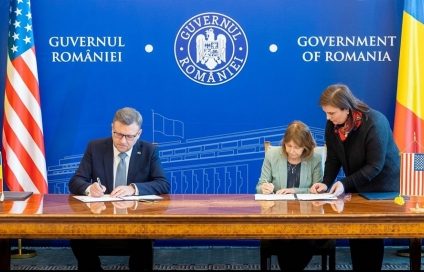 Acord România-SUA: Cetăţenii vor putea cumula perioadele lucrate în ambele ţări pentru pensie