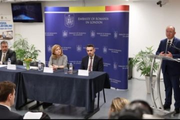 Aurescu, întâlnire la Londra cu reprezentanţi ai comunităţii româneşti din Regatul Unit al Marii Britanii şi Irlandei de Nord