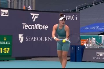 Bianca Andreescu a învins-o pe Emma Răducanu în primul tur la Miami (WTA)