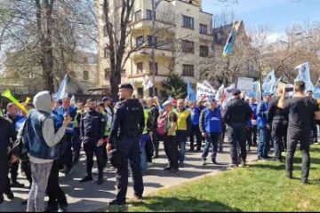 Poliţiştii au protestat de ziua lor, nemulțumiți de reforma pensiilor speciale