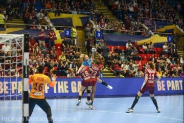 CS Rapid București s-a calificat dramatic în sferturile Ligii Campionilor la handbal feminin