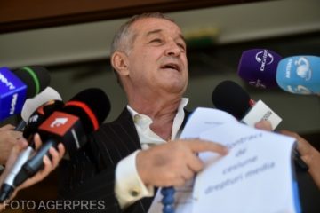 Instanța supremă a dispus rejudecarea procesului dintre CSA Steaua și FCSB pentru palmares