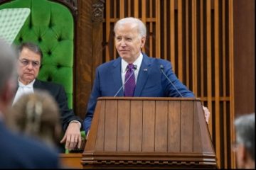 Joe Biden a anunțat că a planificat o finanțare de 690 de milioane de dolari pentru a sprijini guvernele democratice