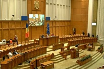 Dezbaterile privind abuzul în serviciu se reiau în Comisia juridică a Camerei Deputaţilor