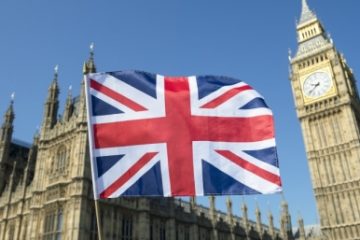 MAE: Atenţionare de călătorie în Marea Britanie. Perturbări ale activităţii poliţiei de frontieră pe fondul numărului mare de călători în perioada Sărbătorilor Pascale