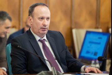 Ministrul Finanţelor, Adrian Câciu, invitat la Ora Guvernului, pe tema încasărilor la buget