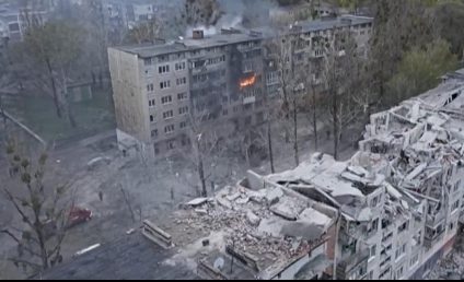 Rusia şi-a continuat atacurile în estul Ucrainei
