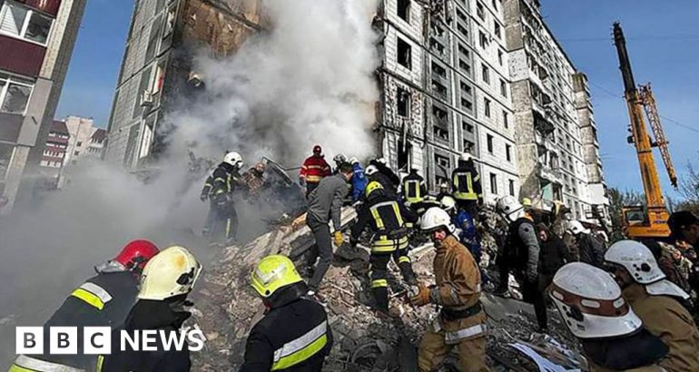 razboiul-din-ucraina:-25-de-morti-in-timp-ce-rachetele-rusesti-au-lovit-orase-–-bbc