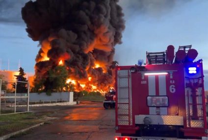 Rusia spune că dronele ucrainene lovesc depozitul de petrol din Crimeea anexată, provocând un incendiu imens – The Times of Israel