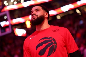 Surse – Fred VanVleet de la Raptors renunță la opțiunea de a deveni agent liber – ESPN – ESPN