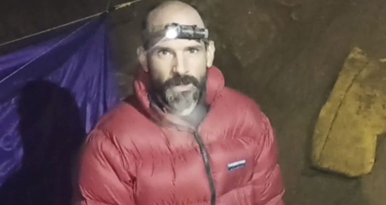 american-man-rescued-from-cave-in-turkey-after-being-trapped-for-days-–-cnn