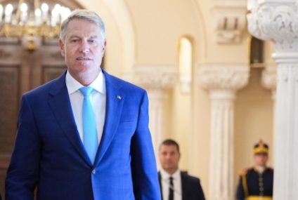 Iohannis: Continui să susţin creşterea salariilor profesorilor începând cu 1 ianuarie 2024