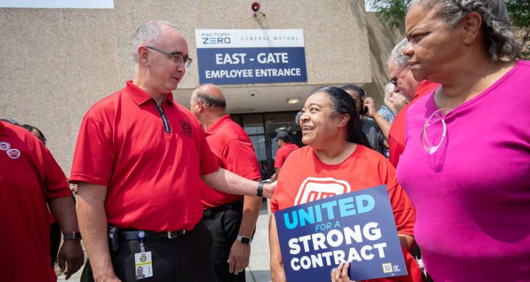 uaw.-prepares-for-partial-strike-against-detroit-automakers-on-friday-–-the-new-york-times